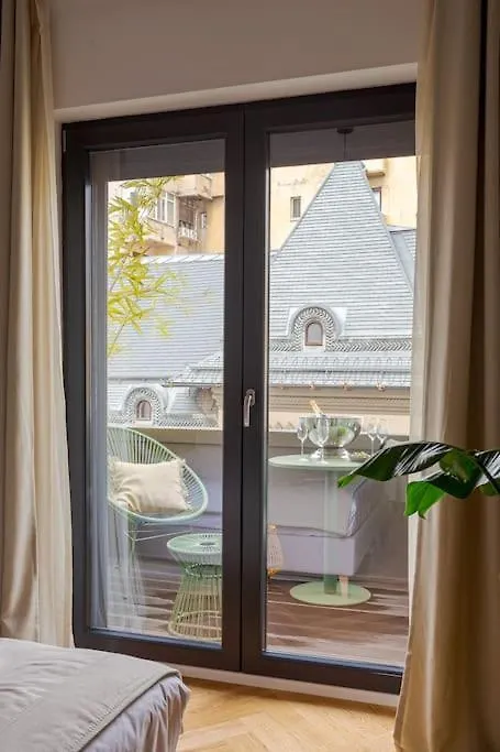 Designer Signature 2 Bdr Cismigiu Park 80Sqm Bukarest