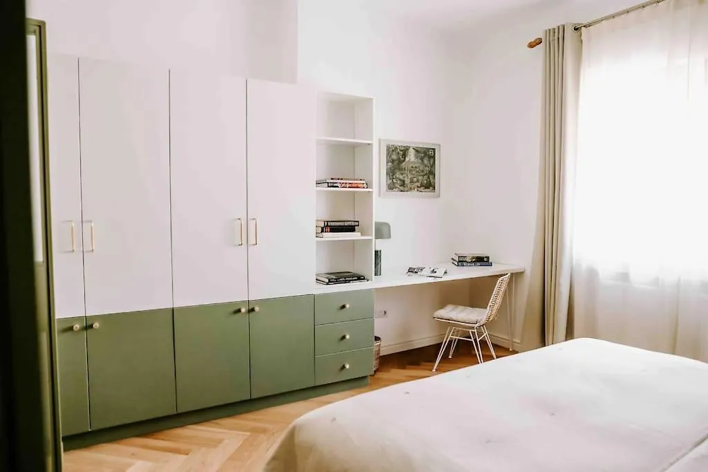 Designer Signature 2 Bdr Cismigiu Park 80Sqm Bukarest Rumænien
