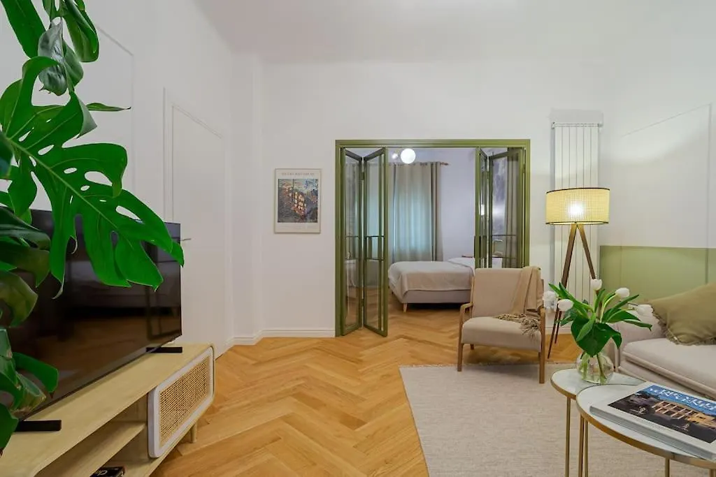 Designer Signature 2 Bdr Cismigiu Park 80Sqm Bukarest Rumænien