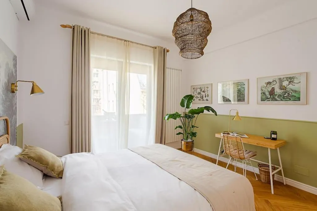 Designer Signature 2 Bdr Cismigiu Park 80Sqm Bukarest