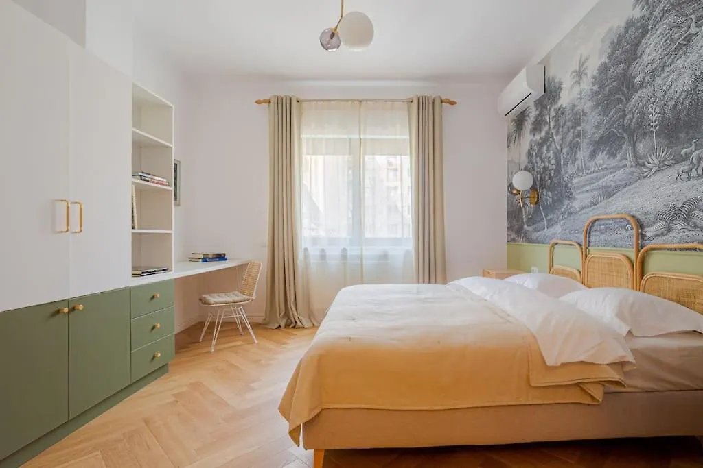 Designer Signature 2 Bdr Cismigiu Park 80Sqm Bukarest